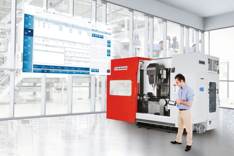 C. B. Ferrari nutzt beim neuesten Bearbeitungszentrum A 156 selbst erstellte Apps zur drahtlosen Bedienung und Programmierung der CNC-Systemlösung Indramotion MTX. (Bild: Bosch Rexroth)