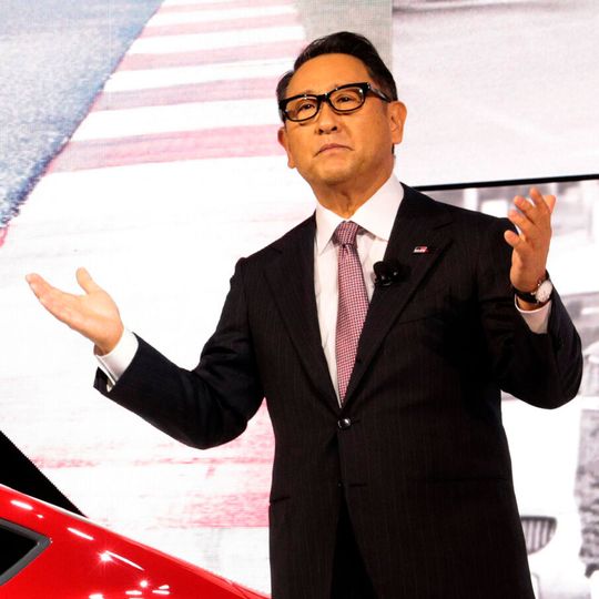 Toyota-Präsident Akio Toyoda will das Management beim Autohersteller verjüngen.(Bild:  Toyota)