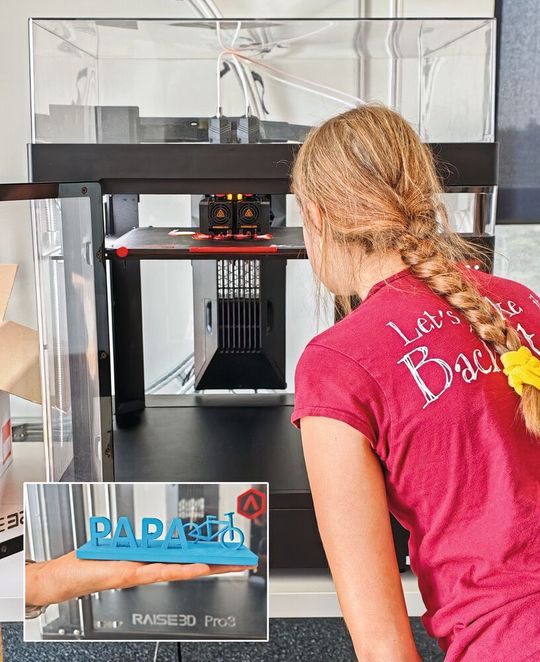 Beim Sommerferienprogramm am KIT konnten Schülerinnen den 3D-Druck für sich entdecken.(Bild:  Carl Roth)