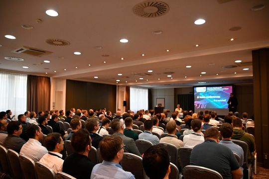 Vom 19. bis 21. Mai 2026 findet die MedConf in München-Unterhaching statt.(Bild:  Heise)