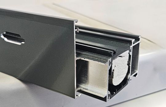 Profil mit eingefräster Klinkung.(Bild:  Pröchel)