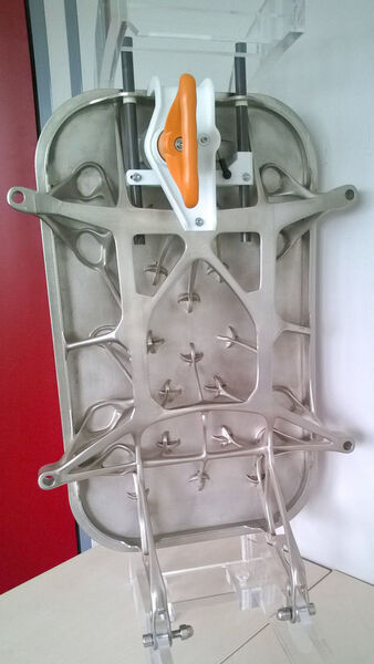 For the prototype of the aircraft door, the plastic model from the 3D printer received a metal coating. (Voxeljet)