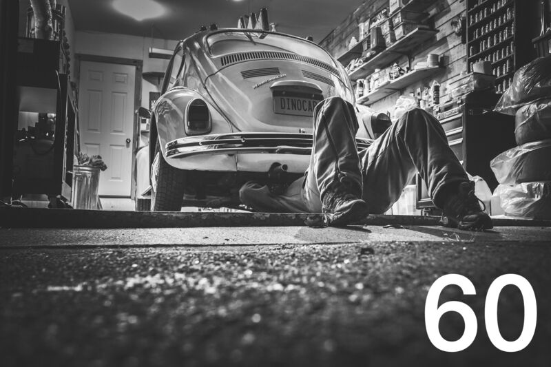 Tausend Stunden pro Jahr haben manche Teilnehmer der Formula Student an ihren Fahrzeugen gearbeitet. Einige Teams haben am Ende sogar hin und wieder in ihrer Garage geschlafen, um die Rennwagen rechtzeitig fertig zu haben.  (Bild: Pixabay unter CC0 Public Domain)