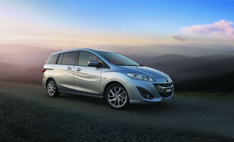 Den neuen Mazda 5 gibt es wahlweise als Fünf- oder Siebensitzer. Den Benziner hat der Hersteller mit einem Start-Stopp-System kombiniert. (Archiv: Vogel Business Media)