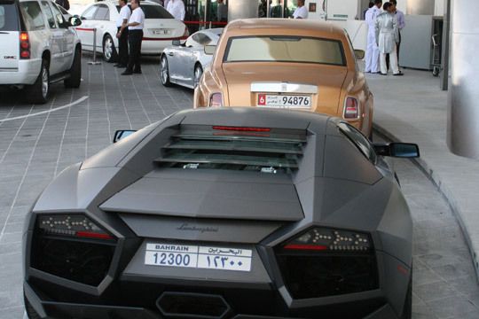 Wo bekommt man sonst schon einmal einen der gerade einmal 20 gebauten Lamborghini Reventon zu sehen. (Archiv: Vogel Business Media)