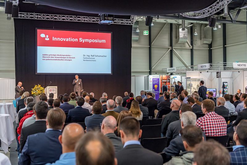 Die zweite Swiss Medtech Expo ging erfolgreich zu Ende. Spezialistinnen und Spezialisten aus der Medizintechnik nutzten die Fachmesse für den Wissensaustausch und die Netzwerkpflege. Höhepunkt der Swiss Medtech Expo war die Lancierung des digitalen Treffpunktes Medtech.plus. (Impressionen von der Swiss Medtech) (Messe Luzern / Christoph Arnet)