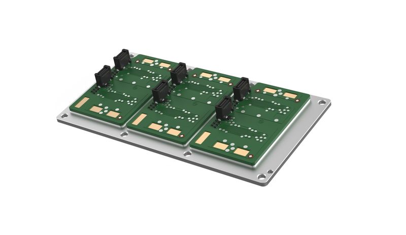 Schaeffler zeigt das neu entwickelte Hochvolt-PCB Embedded Power. (Bild: Schaeffler )