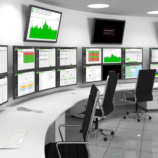 Im SIEM-System laufen so viele Informationen zusammen, dass sich selbst komplexe Sicherheitsereignisse aufdecken lassen. Im SIEM-System laufen so viele Informationen zusammen, dass sich selbst komplexe Sicherheitsereignisse aufdecken lassen.