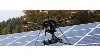 der Air6 im Einsatz: Kontrolle von Photovoltaik-Anlagen. (Airborne Robotics)