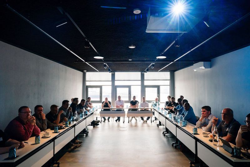 Spannende Themen beim Tech-Roundtable. (Bild: dbc)