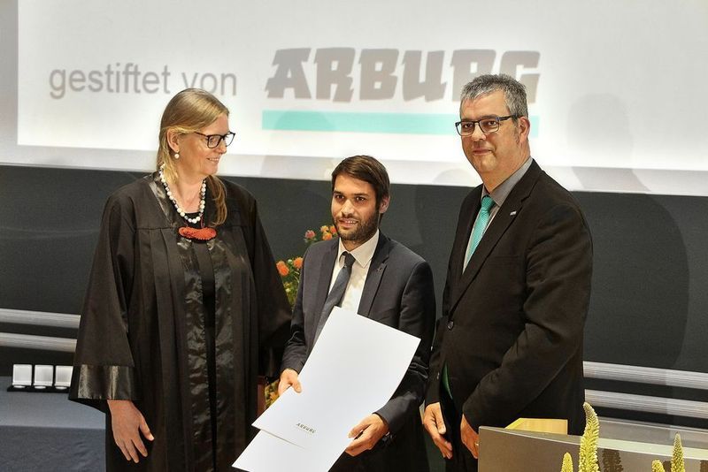 Dr Andreas Schmideder (centre) won the Arburg award for best dissertation, presented by  Professor Birgit Vogel-Heuser and Michael Vieth. (Technische Universität München)
