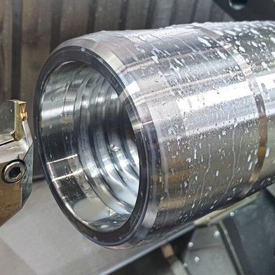 Eine Multifunktionsstechplatte TDXU 3E-0.3 von Ingersoll kann bei Sysbohr für Gewinde in allen Größen eingesetzt werden und löst damit gleich mehrere Sonder-Gewindeplatten eines anderen Herstellers ab. (Bild: Ingersoll)