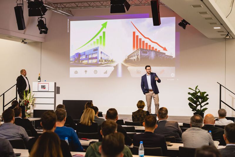 Impressionen vom 24. Würzburger EMS-Tag: Im Mittelpunkt standen aktuelle Branchenthemen, praxisnahe Impulse und insbesondere der persönliche Austausch innerhalb der EMS-Community. (Bild: Stefan Bausewein)