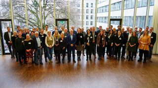 gebaeudetyp-e-stmb-winszczyk-gruppenfoto (Quelle: Bayerisches Staatsministerium für Wohnen, Bau und Verkehr, Thomas Winszczyk)