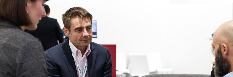 Für Rainer Witzgall funktionieren Cybersecurity und funktionale Sicherheit nur zusammen - und das wird in Zeiten der Automatisierung immer relevanter.(Bild:  Vogel Communications Group)