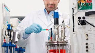 For added flexibility, fourteen integrated TMFCs allow control of microbial and cell culture applications alike without the need to change any hardware components. (Eppendorf)