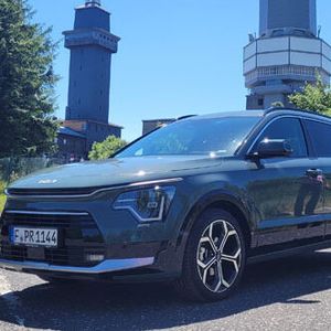 Die neue Generation des Kia Niro kommt wieder in drei unterschiedlich elektrifizierten Versionen. (Bild: Wehner/Vogel Communications Group)