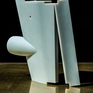 Ein 3D-gedrucktes Ruder, hergestellt mit dem Material VeroGray auf dem Objet Eden350V 3D-Drucker von Stratasys.