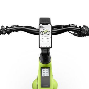 Außerdem lässt sich nun unkompliziert ein Smartphone ins „Cockpit“ des ST2 integrieren.(Bild:  Stromer)