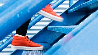 Wenn die Unternehmens-IT in die Cloud umziehen soll, sollte mit Bedacht und schrittweise vorgegangen werden, erklärt DACH-Chefin Annette Maier von Google Cloud. (Bild: gemeinfrei© Free-Photos)