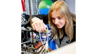 „Wir mussten erst einmal diesen thermodynamischen Grand Canyon überbrücken“, sagt Erstautorin Ieva Cechanaviciute über die Herausforderungen der Studie. (Bild: RUB, Marquard)