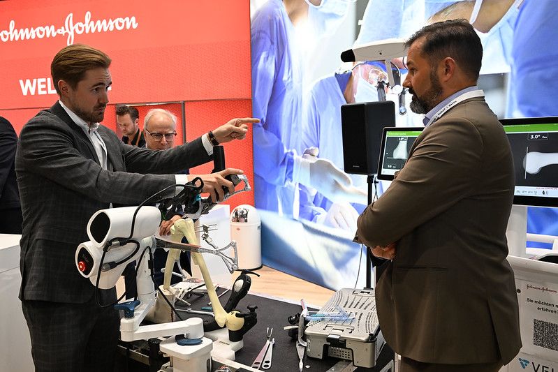 Rundgang im Ausstellungsbereich (WISO/Schmidt-Dominé)