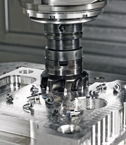 Das Speichern, Verwalten und Bereitstellen von Werkzeugdaten als zentrale Stelle ist wichtig für eine effiziente Fertigung. Hier zu sehen ein Eckfräser mit 4-schneidiger Wendeplatte. (Bild: Walter)