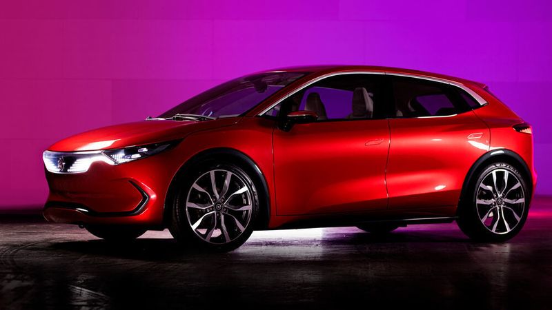 Neben einem SUV hat Izera außerdem ein Kompaktmodell vorgestellt. (Izera)