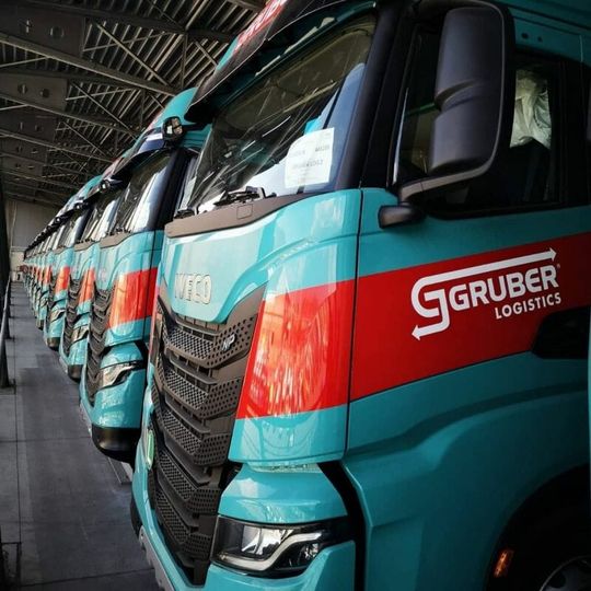 Gruber Logistics verfügt über einen Fuhrpark von 1.500 Transporteinheiten. (Bild: Gruber Logistics)(Quelle:  Gruber Logistics)