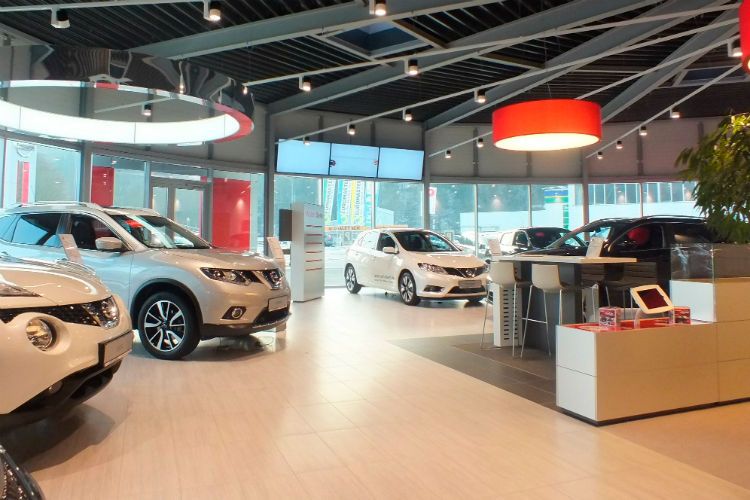 Großzügig geschnittene Ausstellungsräume sollen Besucher zum Verweilen einladen. (Foto: Nissan)