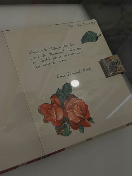 Dabei gerät durch die ganze Digitalisierung mit Sicherheit der ein oder andere schöne Brauch in Vergessenheit.  (© cm)