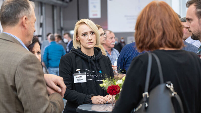 Das Netzwerken in den Kaffeepausen ist besonders wichtig für die Teilnehmer. (Stefan Bausewein)