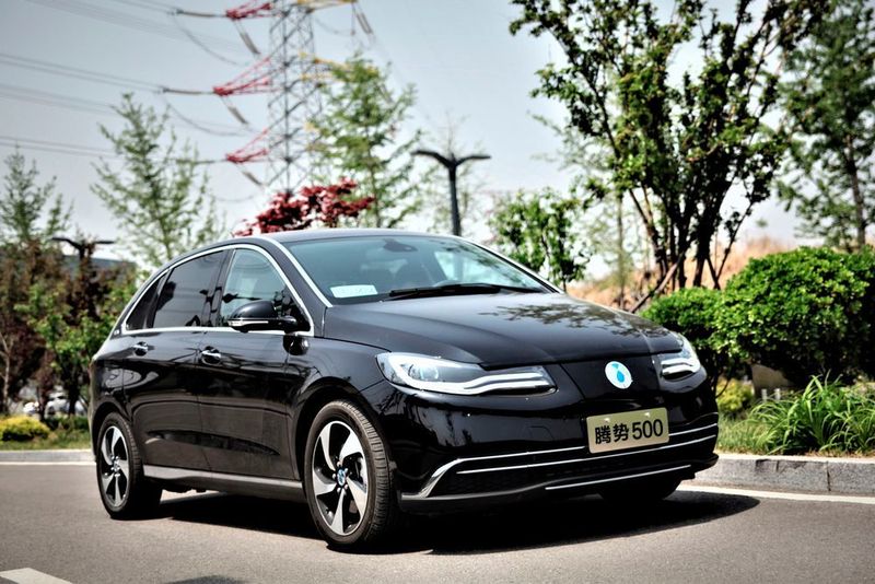 Daimler hat nicht einfach nur die elektrische B-Klasse nach China gebracht, sondern zusammen mit BYD den Denza 500 entwickelt. (Daimler)