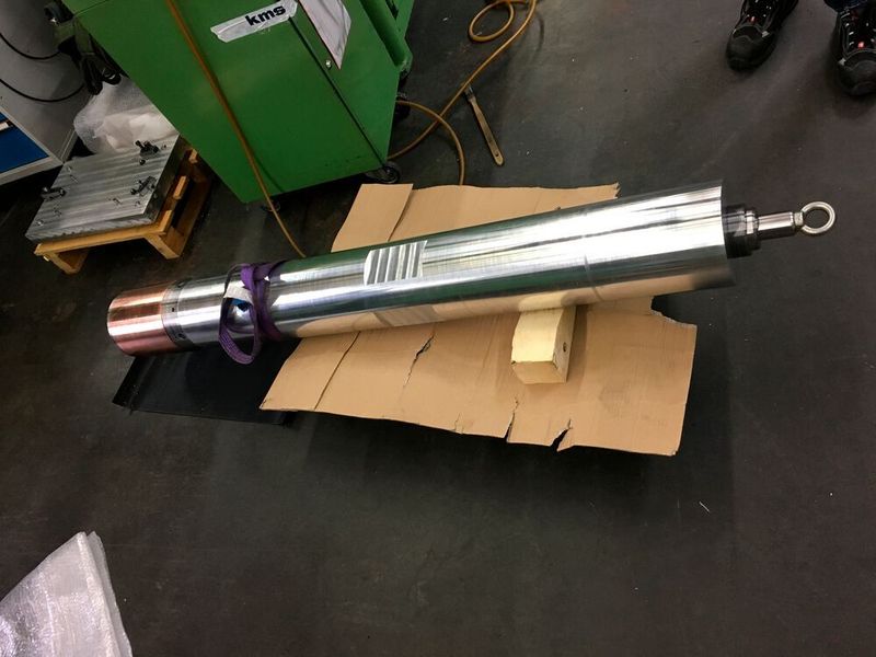 Das etwa ist eine Aluminium-Gießkolbenstange, die zur Herstellung eines Getriebegehäuses mit 200 Millimetern Durchmesser dient. (Aage)