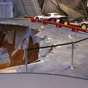Schock für die Mitarbeiter des National Corvette Museum in  Bowling Green/Kentucky: