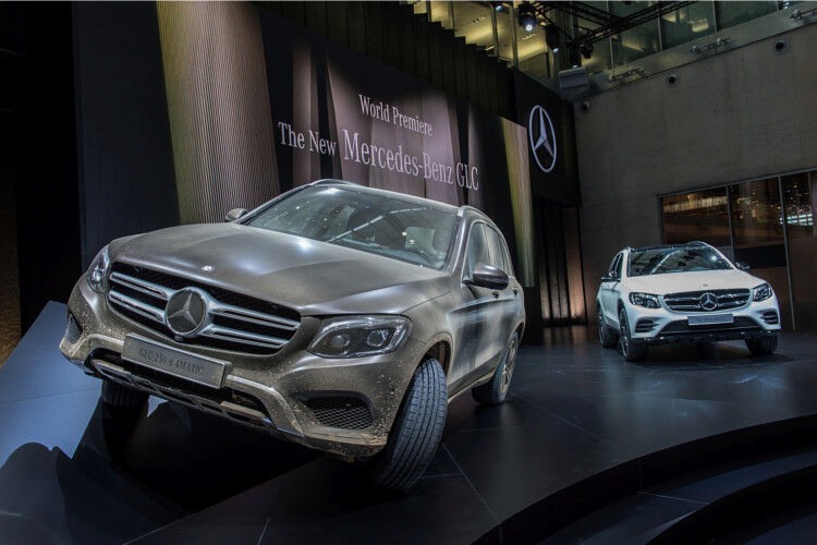 Die zweite Generation des Mercedes-Benz GLK hört auf den Namen GLC. In Europa geht das Mittelklasse-SUV Mitte September mit einem Grundpreis von 44.506 Euro an den Start. (Foto: Daimler)