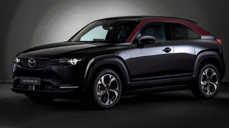 Der MX-30 kommt im Frühjahr als Alternative zum rein elektrischen Modell auf den Markt. (Bild:  Mazda)