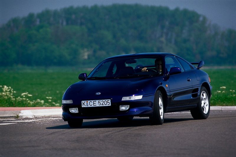 Der Toyota MR2 machte die Mittelmotorsportwagen begehrenswert. (Toyota)