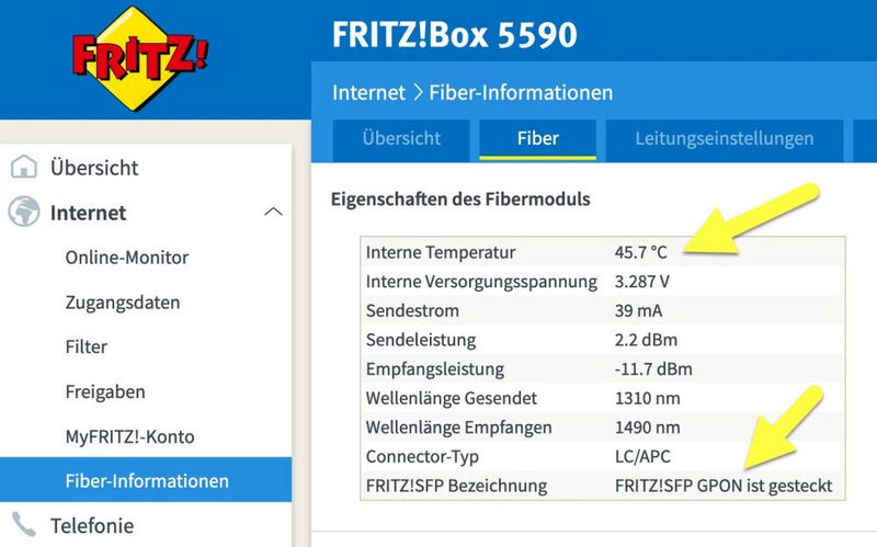 AVM Fritzbox 5590 Fiber – Infos zum GPON-Glasfaser-Modul. (Bild: Harald Karcher)