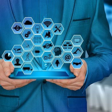 Hier im Fokus: Neue Tools für Software und Engineering in der Automatisierung.
 (Bild: )