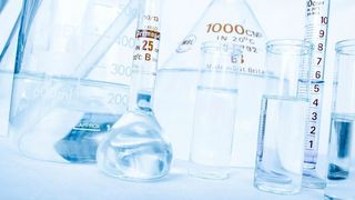 The development of safe and sustainable chemicals is of great importance to move towards climate neutrality. (Public Domain)