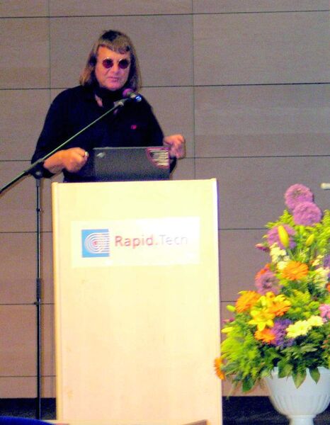 Prof. Claus Mattheck vom Forschungszentrum Karlsruhe, Keynot-Speaker der diesjährigen Rapid Tech, zeigte an vielen Beispielen anschaulich, welche Gestaltungsgesetze in der Natur gelten. (Archiv: Vogel Business Media)