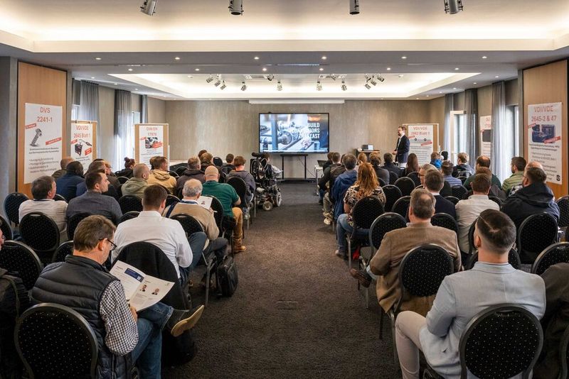 Parallel zur Ausstellung haben neun praxisnahe Vorträge zum Austausch eingeladen. (Bild: PHOTOVISION-DH GmbH)