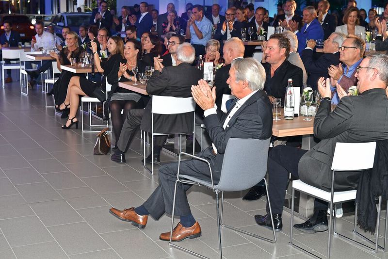 Knapp 150 Gäste waren zur Neueröffnung gekommen. (Bild: Seydel / Scherer-Gruppe)