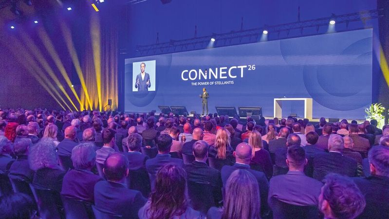 Florian Huettl: „Ihre Liquidität muss hoch – Ihre Kosten müssen runter.“(Bild:  Stellantis)