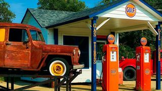 Diese Tanke lässt sich natürlich nicht hacken. Hier ist alles komplett offline. (Bild: Pixabay)