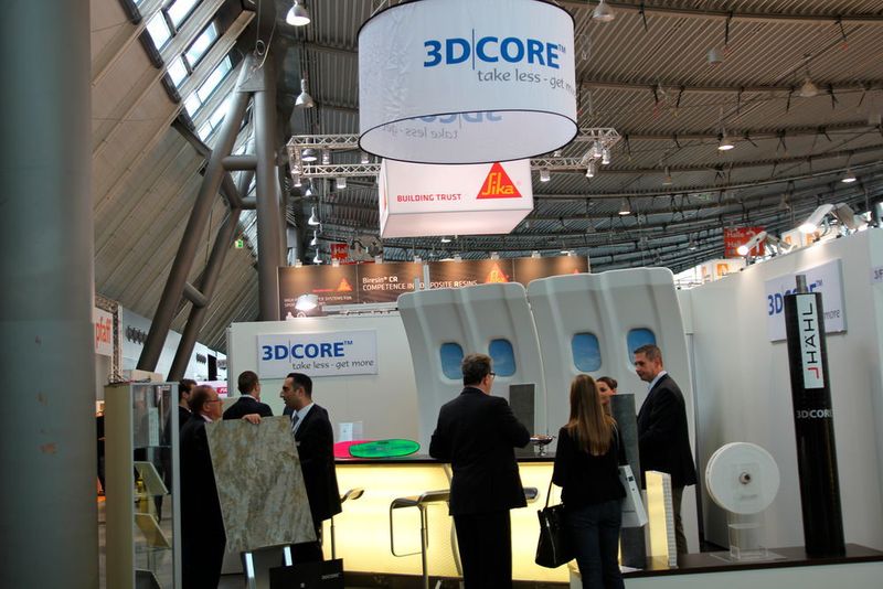 Und weiter geht der Rundgang durch die Hallen der Composites Europe 2015... (Bild: Königsreuther)