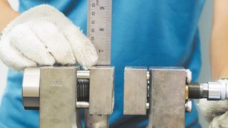 Abb. 1: Prüfdienstleistungen: Die Suche nach geeigneten Prüflaboren gestaltet sich für Auftraggeber oft aufwändig. (©missisya - stock.adobe.com)