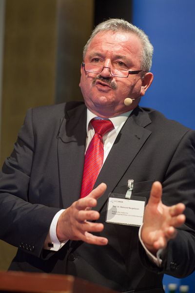 Einmal jährlich treffen sich  zum Swissmem-Symposium sich die Entscheider der MEM-Industrie. (Bild: Markus Senn)