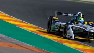 Der neue Audi e-tron FE04: Titelverteidiger Lucas di Grassi liefert positive Testbilanz. (Audi Communications Motorsport)